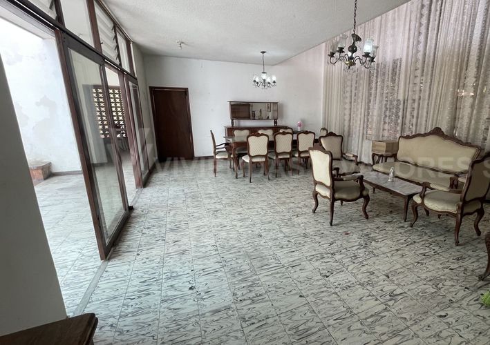 Casa de 7 alcobas en venta en Caobos, Cúcuta, 327 m² · foto 8 de 12