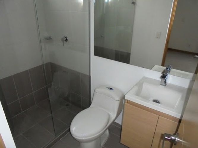 Apartamento de 2 alcobas en arriendo en Cumbres, Envigado, 67 m² · foto 10 de 19