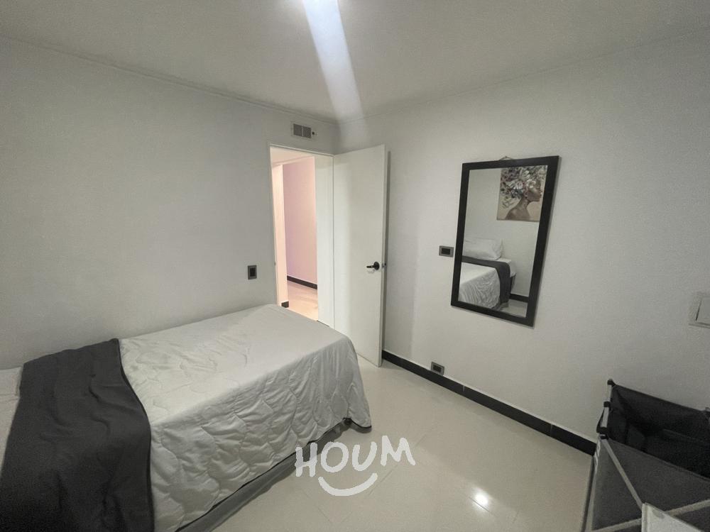 Apartamento en venta en Laureles, Medellín 2
