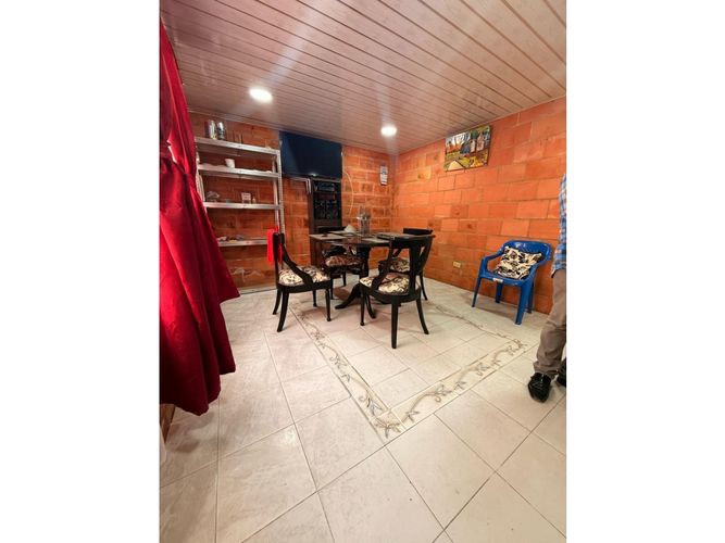 Casa de 4 alcobas en venta en Villa Juliana, Soacha, 98 m² · foto 2 de 20
