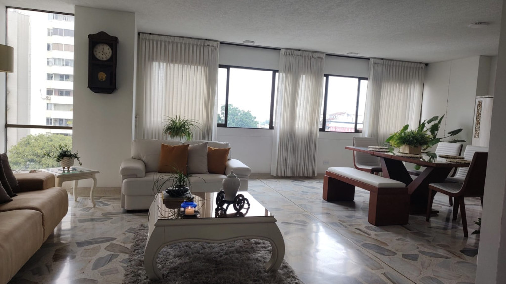 Apartamento en Venta en Versalles, Cali