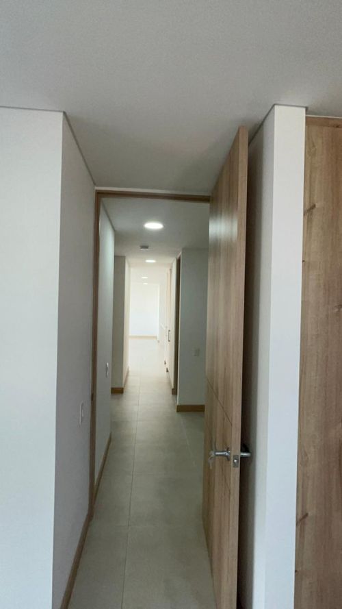 Apartamento de 3 alcobas en venta en Valle Del Lili, Cali, 119 m² · foto 8 de 19