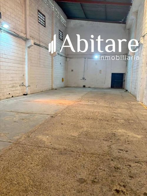 Bodega en arriendo en El Bosque, Cartagena, 403 m² · foto 2 de 8