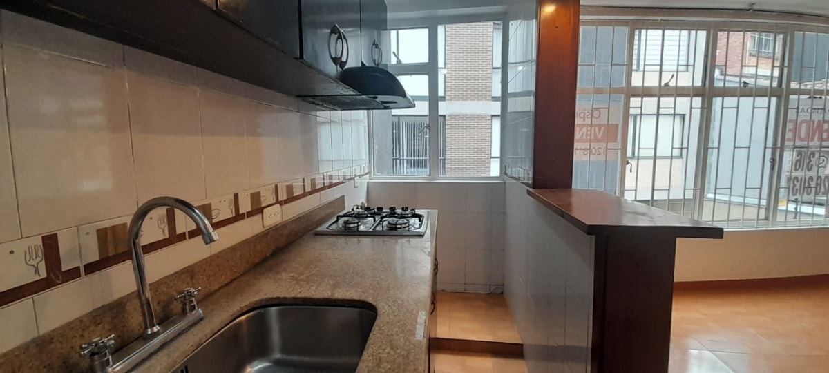 Apartamento en venta en San Luis, Bogotá · foto 9 de 14