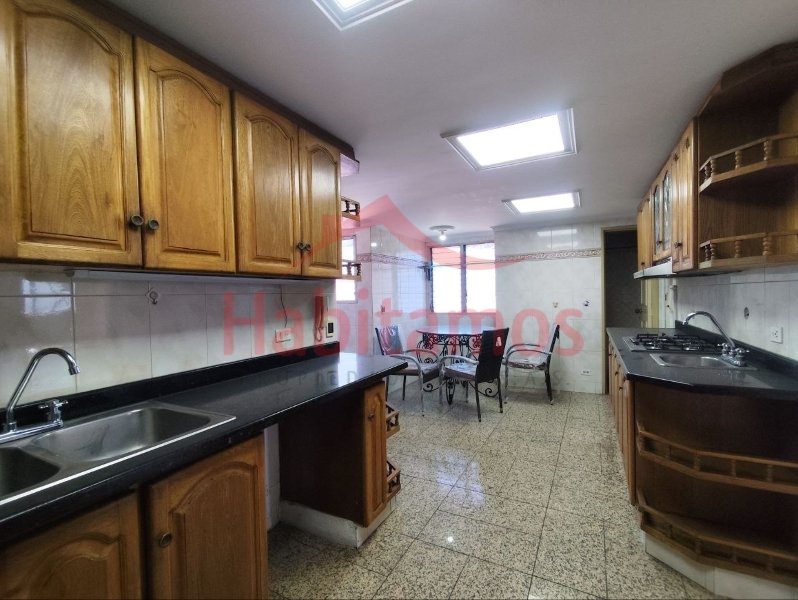 Apartment for sale in Centro, Medellín