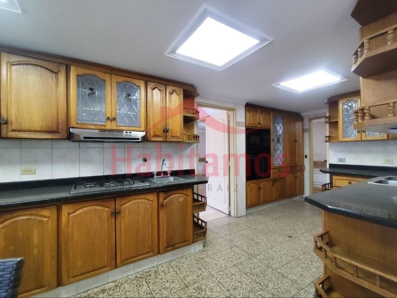 Apartment for sale in Centro, Medellín 2