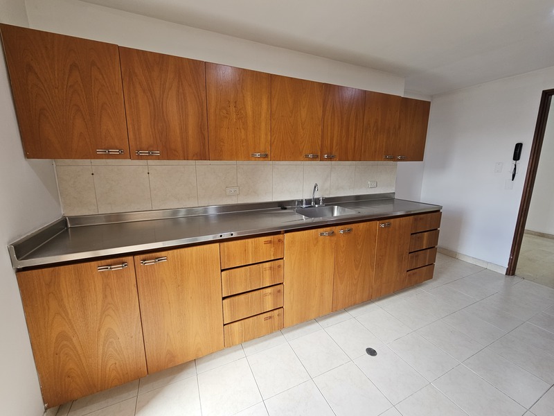 Apartamento en arriendo en El Tesoro, Medellín · foto 8 de 24