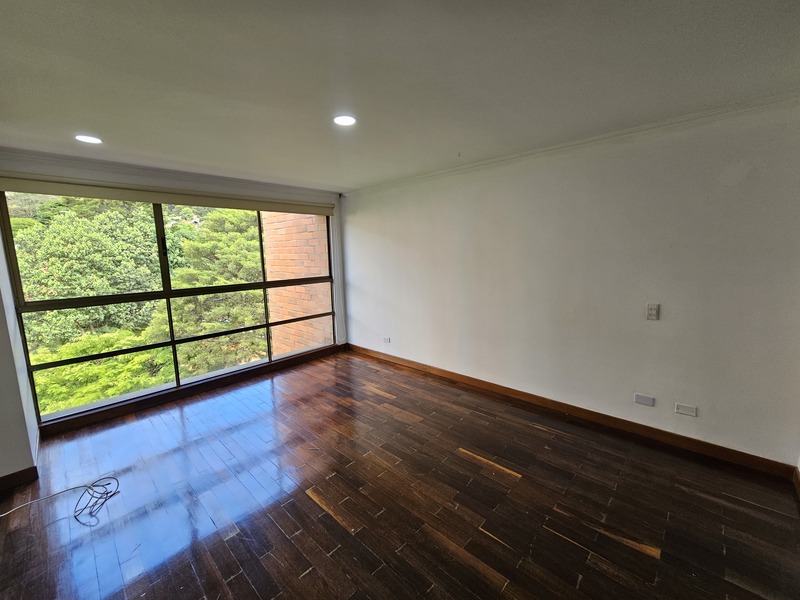 Apartamento en arriendo en El Tesoro, Medellín · foto 14 de 24