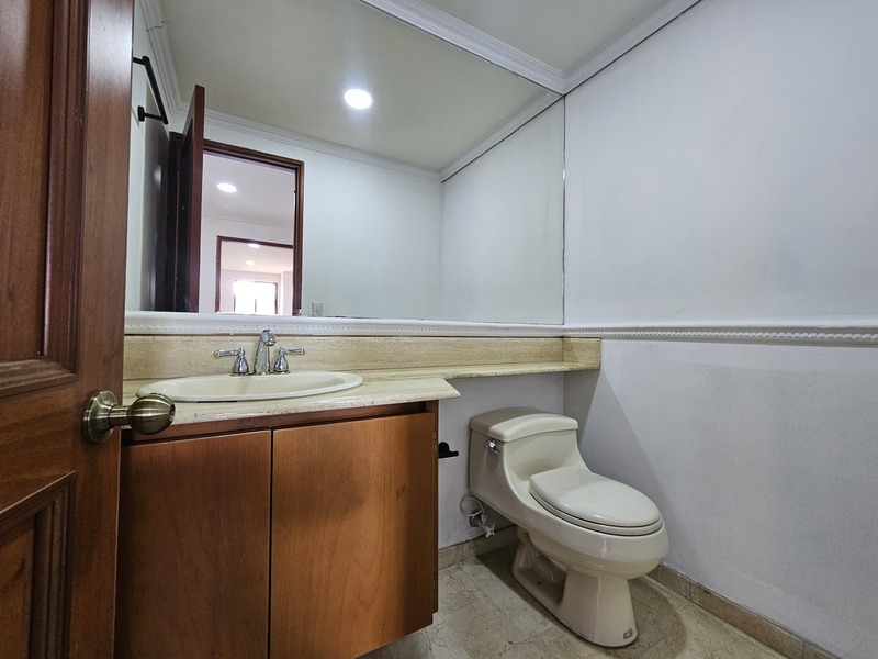 Apartamento en arriendo en El Tesoro, Medellín · foto 19 de 24