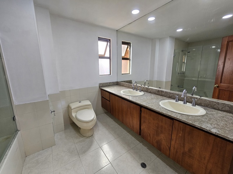 Apartamento en arriendo en El Tesoro, Medellín · foto 21 de 24