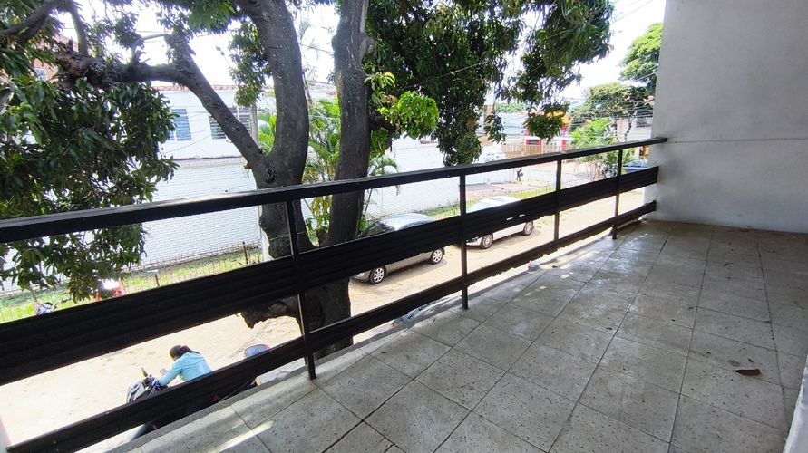Apartamento de 9 alcobas en venta en La Flora, Cali, 731 m² · foto 6 de 24