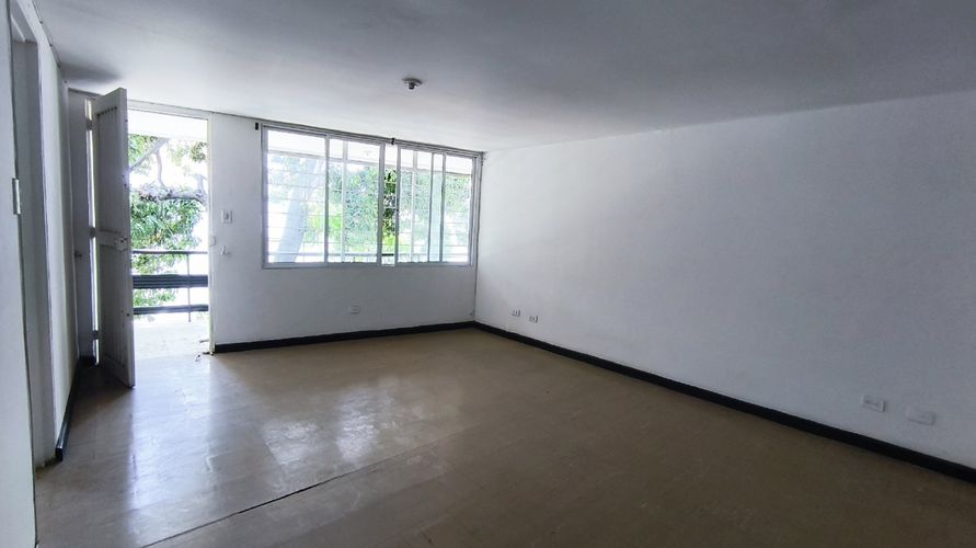 Apartamento de 9 alcobas en venta en La Flora, Cali, 731 m² · foto 15 de 24