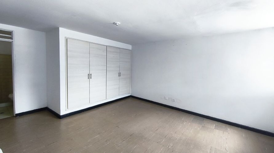 Apartamento de 9 alcobas en venta en La Flora, Cali, 731 m² · foto 18 de 24