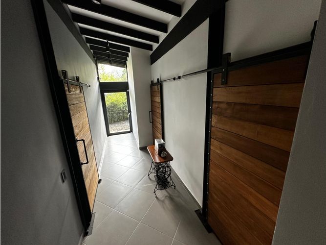 Casa de 3 alcobas en venta en La Tablaza, La Estrella, 300 m² · foto 12 de 23