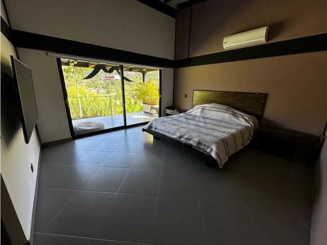 Casa de 3 alcobas en venta en La Tablaza, La Estrella, 300 m² · foto 13 de 23