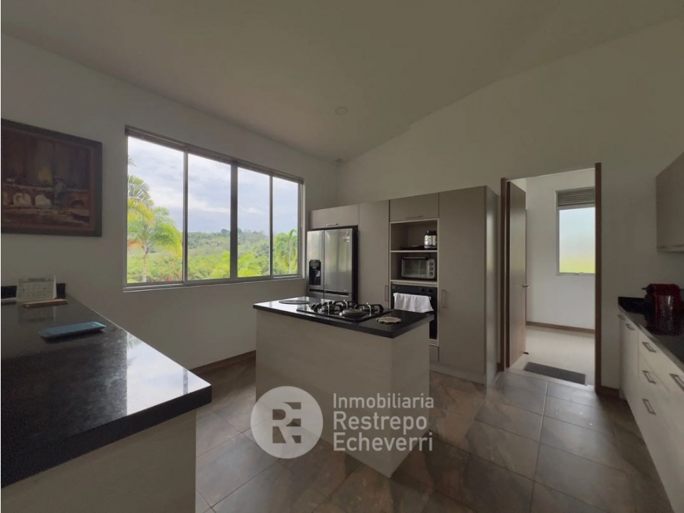 Casa en venta en San Bernardo Del Viento, Manizales · foto 4 de 24
