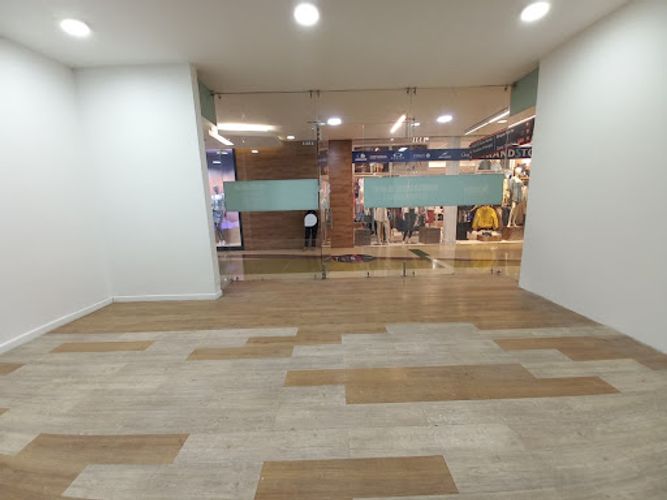 Local en arriendo en San Diego, Medellín, 36 m² · foto 5 de 12