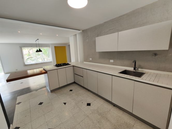 Apartamento de 2 alcobas en arriendo en Laureles, Medellín, 160 m² · foto 10 de 20