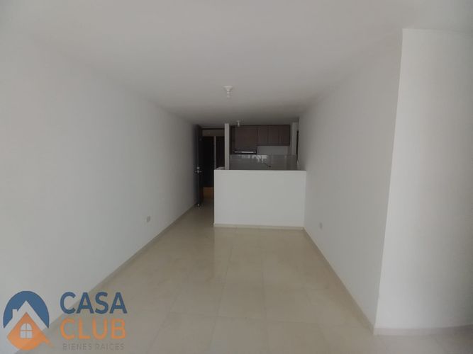 Apartamento de 2 alcobas en venta en Reserva De La Loma, Piedecuesta, 56 m² · foto 4 de 14