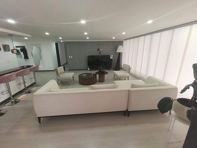 Apartamento en venta en Chico Norte, Bogotá · foto 3 de 24
