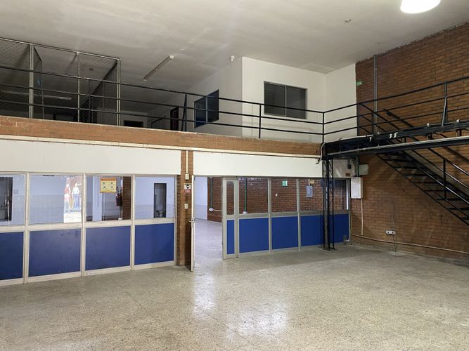 Bodega en arriendo en Obrero, Cali, 500 m² · foto 3 de 14