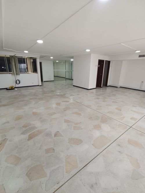 Oficina en arriendo en San Vicente, Cali, 120 m² · foto 4 de 10