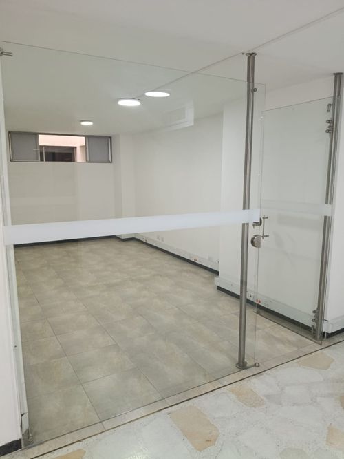 Oficina en arriendo en San Vicente, Cali, 120 m² · foto 7 de 10