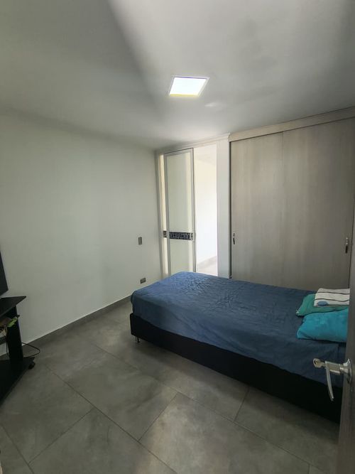 Apartamento de 4 alcobas en venta en El Castillo, Jamundí, 250 m² · foto 8 de 24