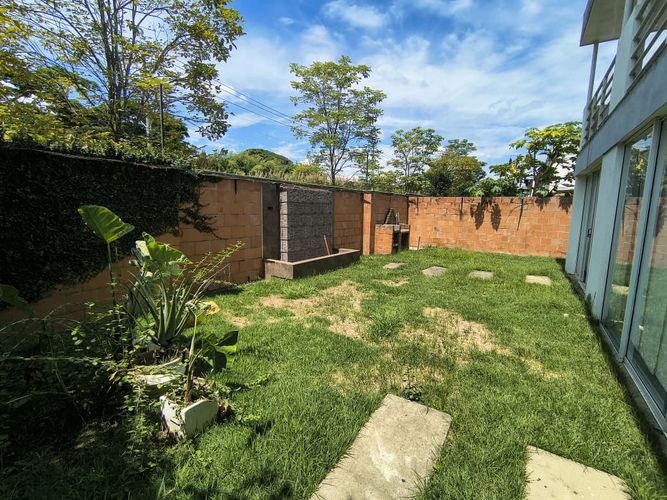 Apartamento de 4 alcobas en venta en El Castillo, Jamundí, 250 m² · foto 20 de 24
