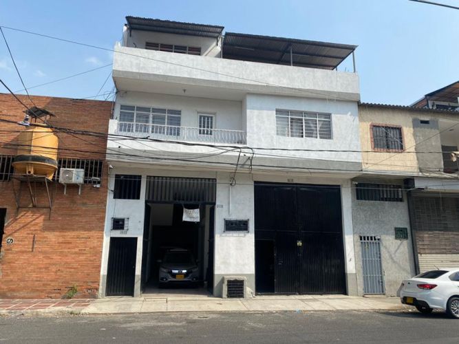 Bodega en venta en Obrero, Cali, 600 m² · foto 2 de 20