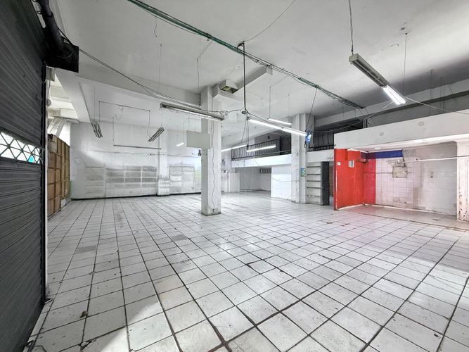 Local en arriendo en Sector Plaza De Bolivar, Pereira, 312 m² · foto 2 de 13