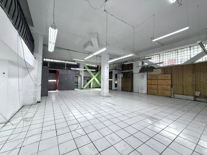Local en arriendo en Sector Plaza De Bolivar, Pereira, 312 m² · foto 5 de 13