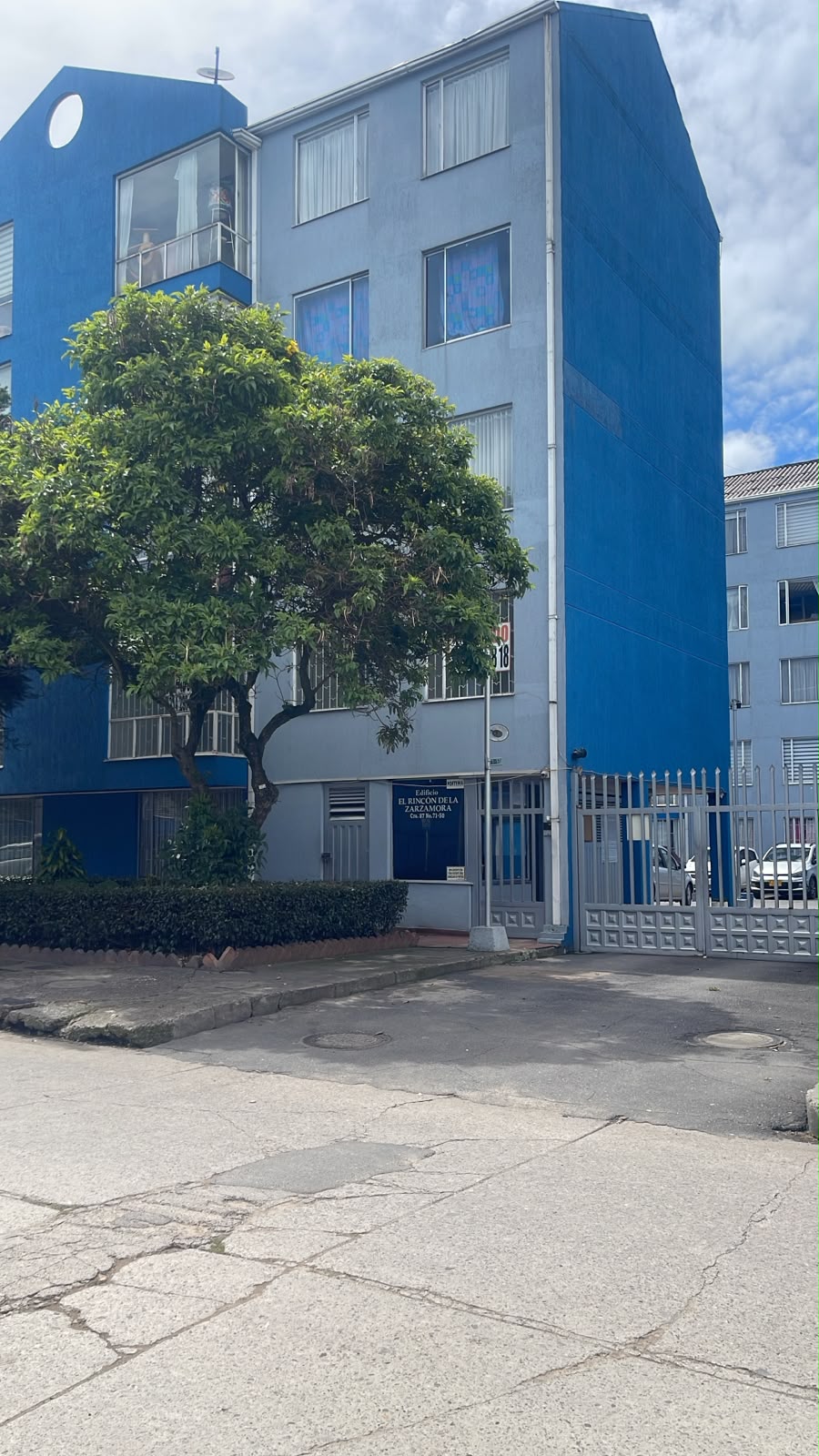 Apartamento en venta en Zarzamora, Bogotá · foto 2 de 23
