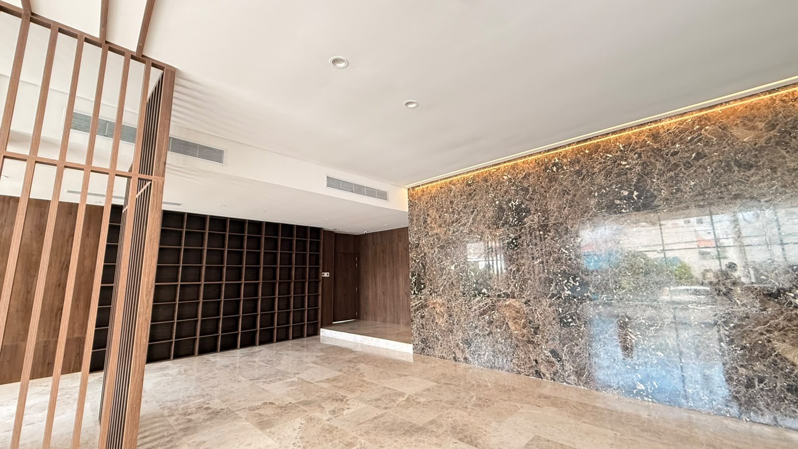 Apartamento en venta en Manga, Cartagena · foto 3 de 16