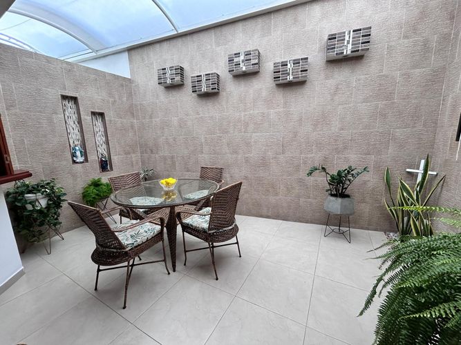Casa de 3 alcobas en venta en Lagos Del Cacique, Bucaramanga, 218 m² · foto 3 de 22
