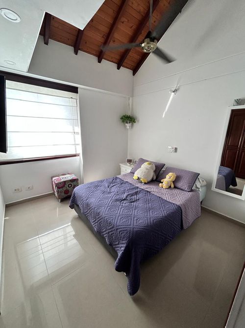 Casa de 3 alcobas en venta en Lagos Del Cacique, Bucaramanga, 218 m² · foto 13 de 22