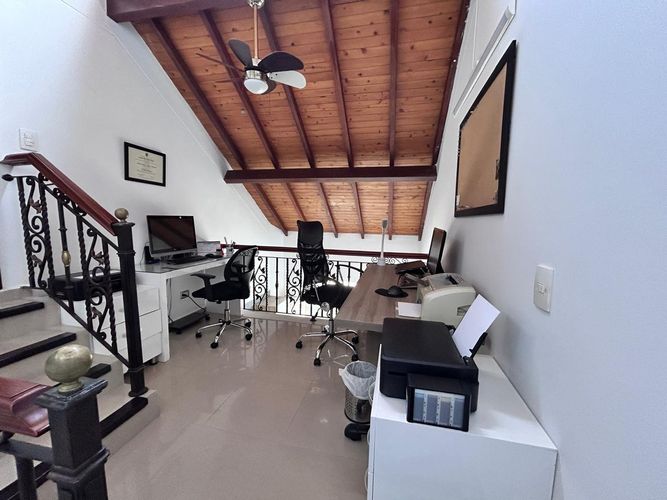 Casa de 3 alcobas en venta en Lagos Del Cacique, Bucaramanga, 218 m² · foto 18 de 22