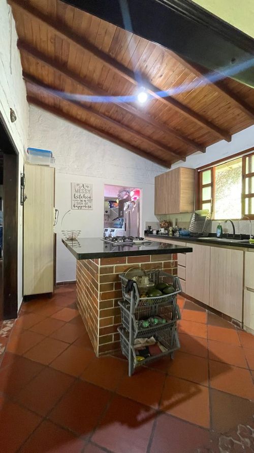 Casa de 4 alcobas en venta en La Mata, Piedecuesta, 300 m² · foto 6 de 24