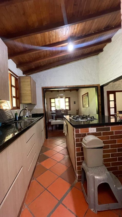 Casa de 4 alcobas en venta en La Mata, Piedecuesta, 300 m² · foto 7 de 24