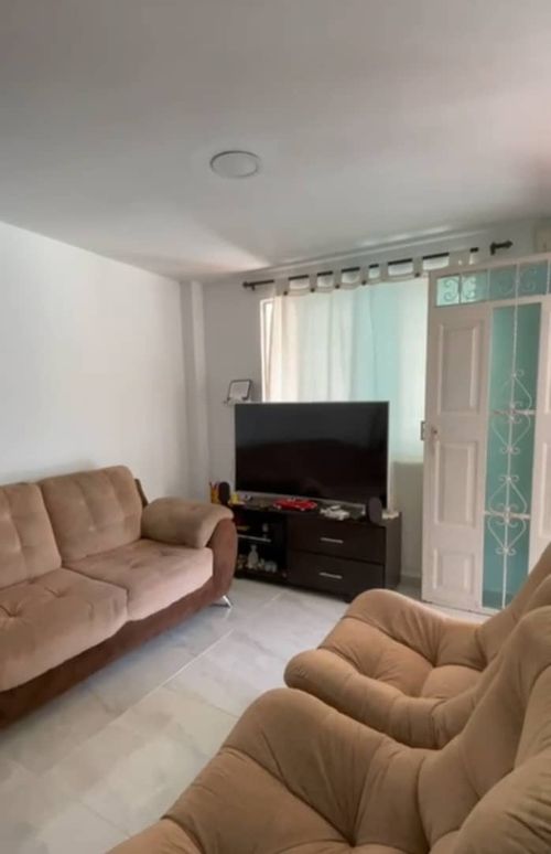 Apartamento de 4 alcobas en venta en Molinos Bajos, Floridablanca, 70 m² · foto 5 de 19