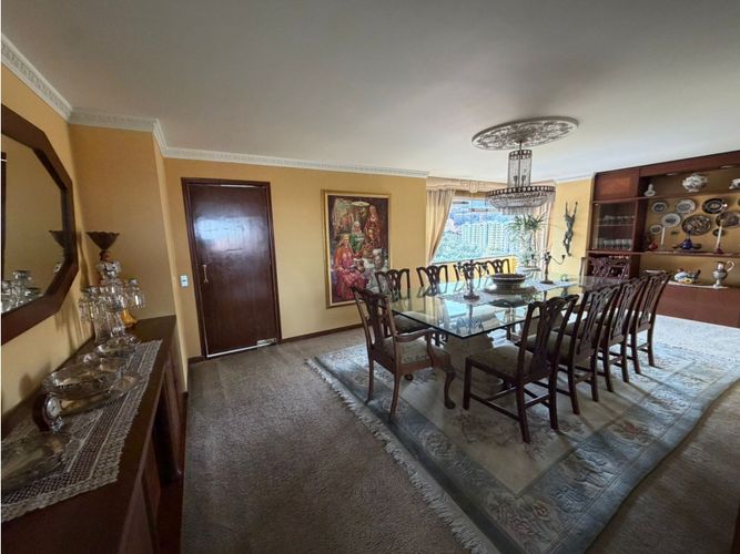 Apartamento en venta en Santa Barbara, Bogotá · foto 8 de 17