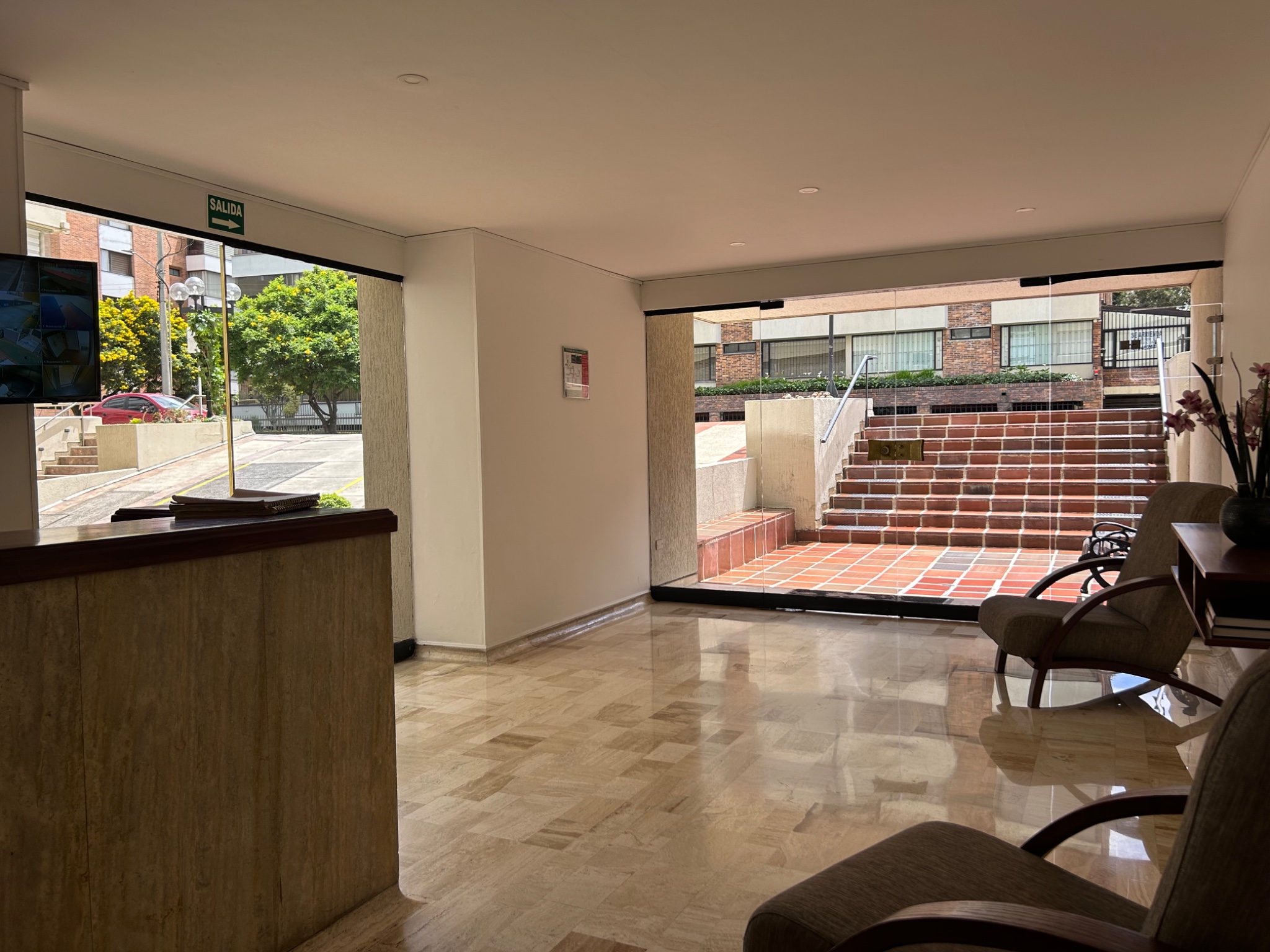 Apartamento en venta en Santa Barbara, Bogotá · foto 2 de 24
