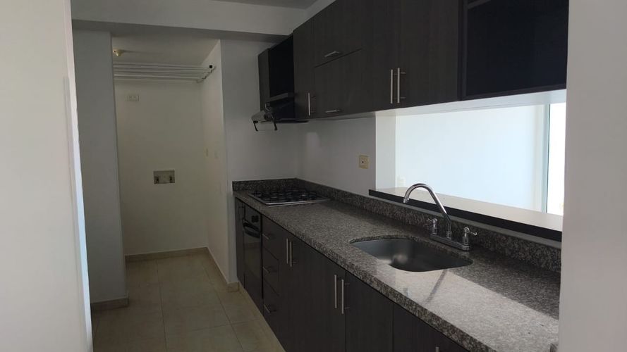 Apartamento de 2 alcobas en venta en Viveros De Provenza, Bucaramanga, 50 m² · foto 2 de 12