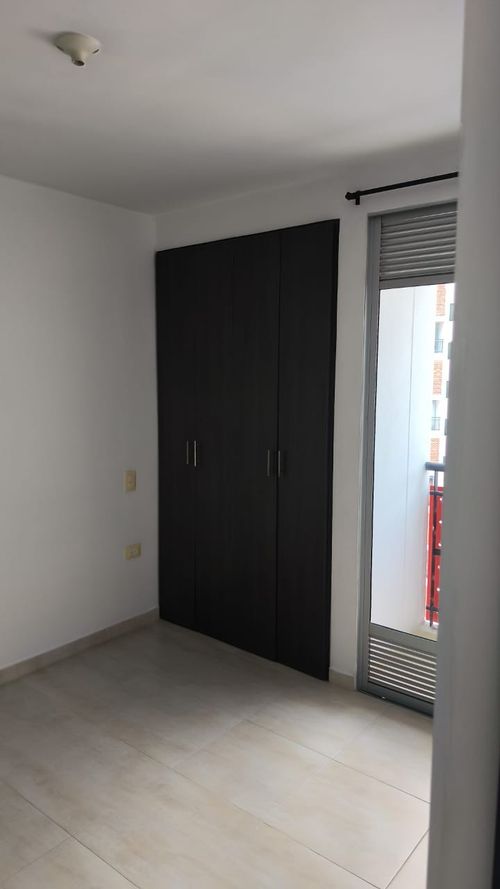 Apartamento de 2 alcobas en venta en Viveros De Provenza, Bucaramanga, 50 m² · foto 3 de 12