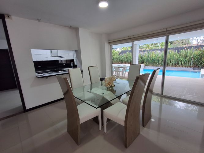 Casa de 5 alcobas en venta en Cali, 680 m² · foto 19 de 24