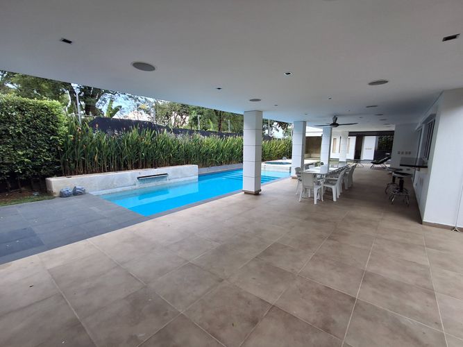 Casa de 5 alcobas en venta en Cali, 680 m² · foto 17 de 24