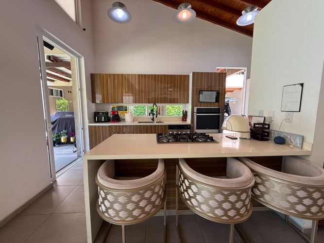 Casa de 6 alcobas en arriendo en Rozo, Palmira · foto 3 de 24