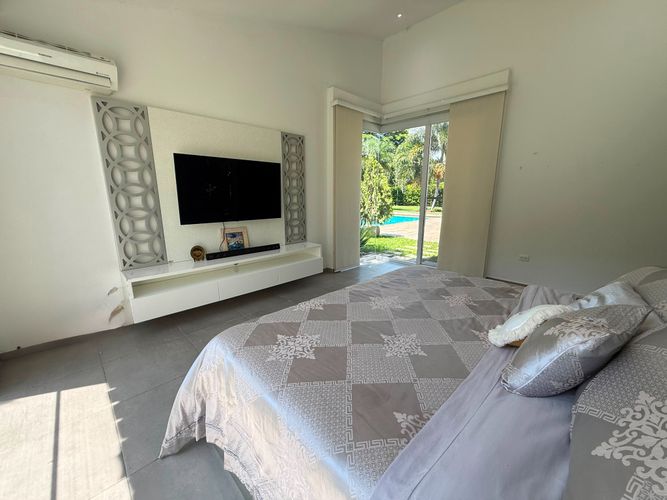 Casa de 6 alcobas en arriendo en Rozo, Palmira · foto 5 de 24