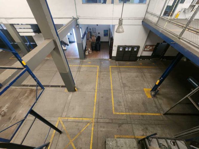 Bodega en venta en Belalcazar, Cali, 829 m² · foto 9 de 24