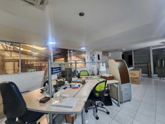 Bodega en venta en Belalcazar, Cali, 829 m² · foto 21 de 24